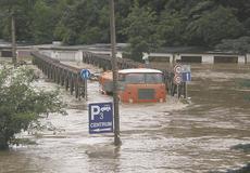 Paraguaj a Brazíliu trápia povodne