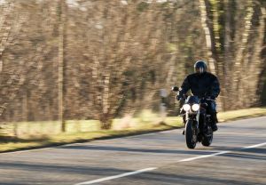 Začala motorkárska sezóna - Nejazdite hneď na plný plyn!