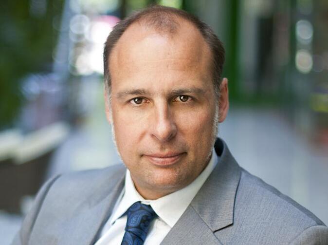 Z „poisťovní“ by sa opäť mali stať skutočné poisťovne