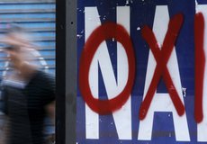 Grexit by eurozóna mala zvládnuť, ale môže mať dlhodobejšie dôsledky