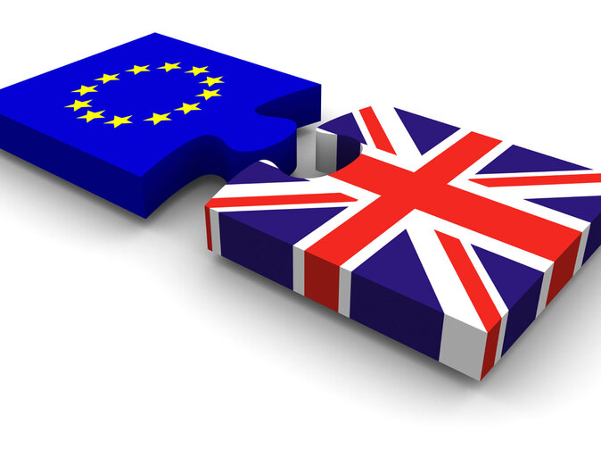 Tvrdý dopad Brexitu. Zaniknú niektoré poistné zmluvy?