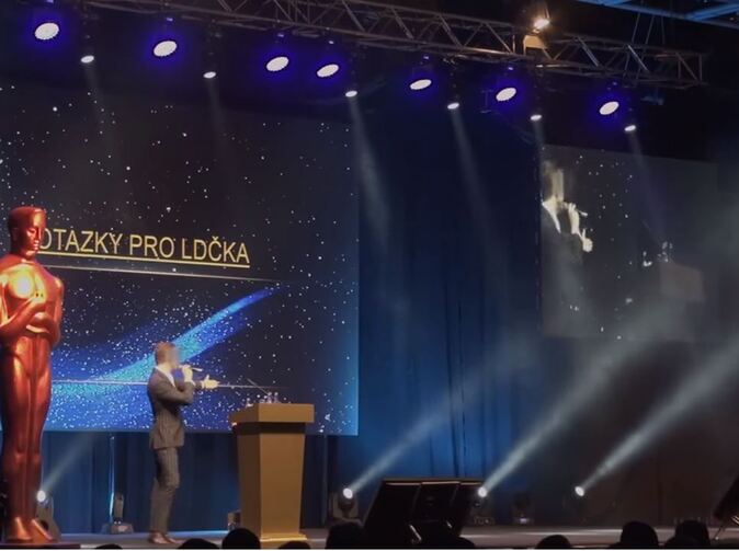 OVB sa snaží zakázať film, ktorý o jej praktikách natočil študent dokumentaristiky