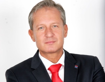 Poisťovníctvo v roku 2016: Vladimír Bakeš, Komunálna poisťovňa