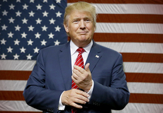 
			Trumpova administratíva pozastavila platby v rámci Obamacare