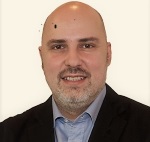 Vzťahy s verejnosťou skupiny v ČR i na Slovensku  vedie Jiří Cívka