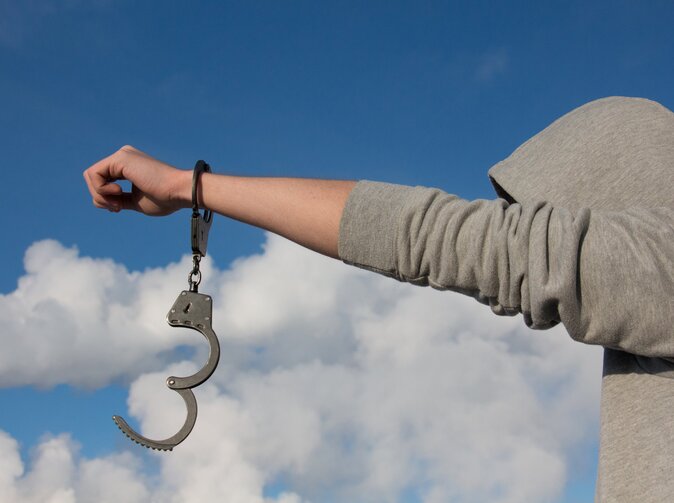 Za prvých päť mesiacov roka 2022 stúpol počet vykradnutých bytov takmer o polovicu