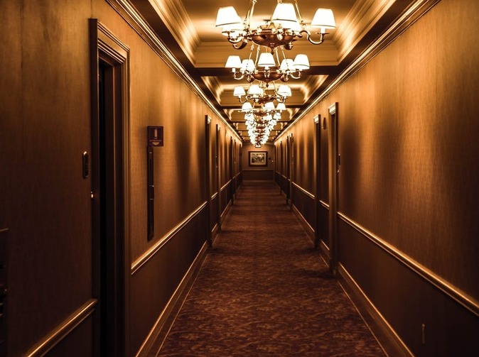 Slováci trpia ekonomickou situáciou. Najviac šetria na luxuse, najmenej na finančných produktoch