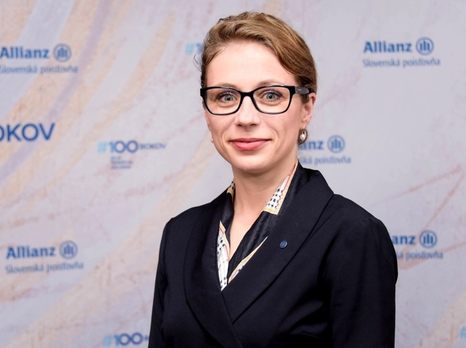 Kým klient čaká, Allianz - SP poisťovňa koná. Sledovanie škôd online je trendom