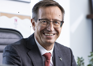 Pobočky AXA sa už preznačujú na UNIQA, pre klientov sa nič nemení  