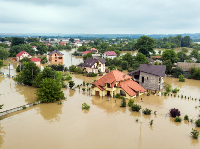 Pozor na záplavy a povodne! Čo robiť, aby ste boli dostatočne chránení?
