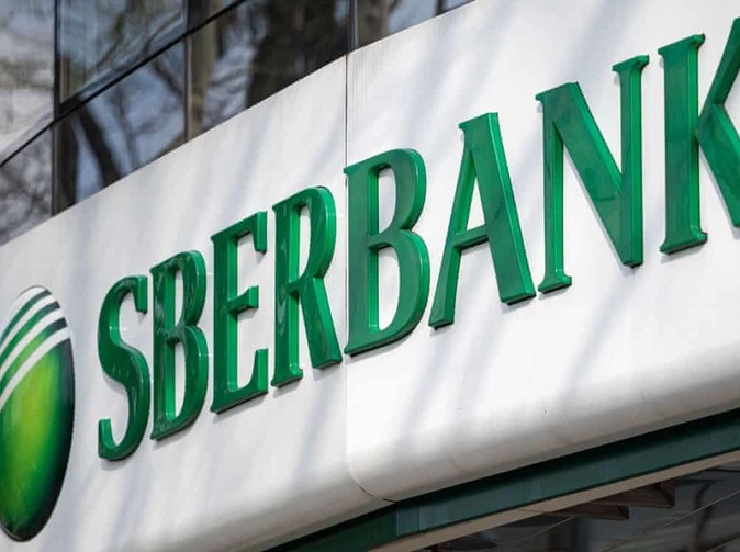 Česká divízia Sberbank končí, nezvládla nápor sporiteľov, príde o licenciu
