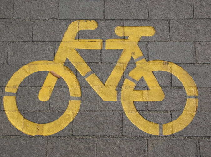 Ako si zabezpečiť bicykel pred krádežou a kto uhradí škody, ktoré spôsobíte ako cyklista 