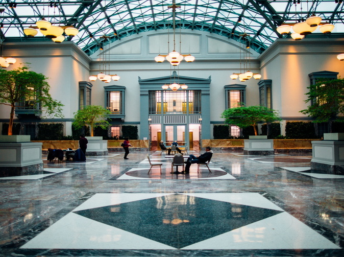 Pandémia a digitalizácia menia zaužívané návyky turistov: priame a online rezervácie sú na vzostupe