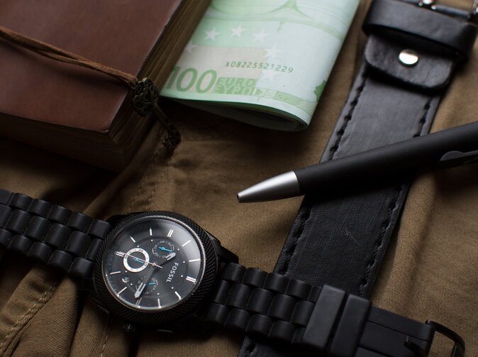 Ako investujú Slováci a Česi? Z mobilu a stále v nižšom veku