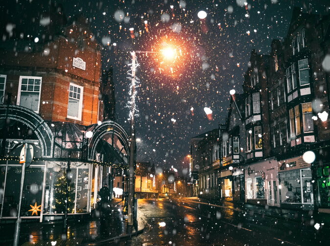 Stal sa vám úraz na chodníku? Na toto máte nárok