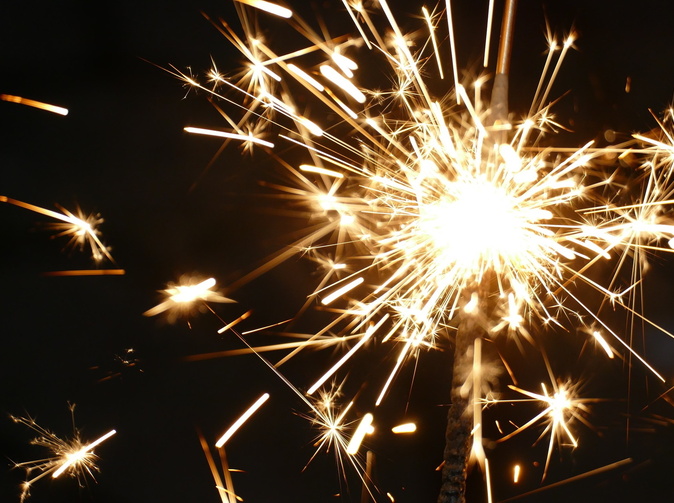 Pyrotechnika aj alkohol. Nehody na Silvestra sú nebezpečné aj pre auto 