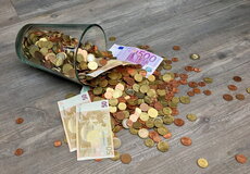 
			Finančné návyky treba budovať v každom veku