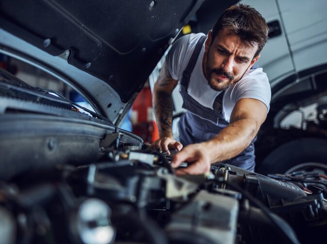 Nemecko: Hodinové sadzby v autoservisoch zaťažujú poisťovne