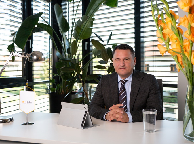 INSIA zahájila strategickú spoluprácu v sektore kapitálového trhu