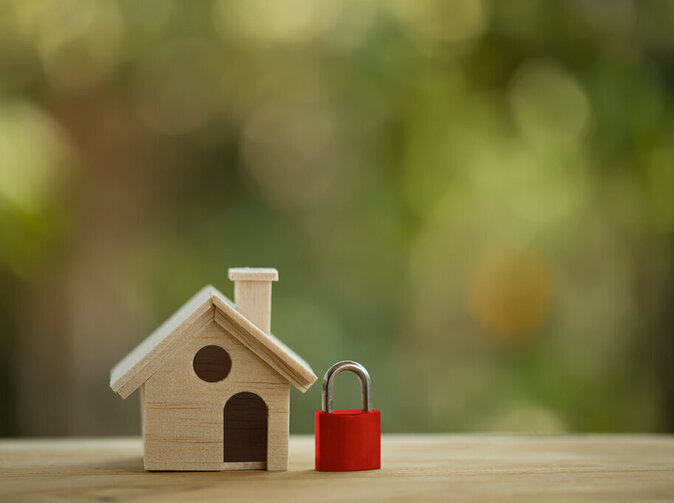 Ako zabezpečiť domov pred odchodom na dovolenku? INSIA radí