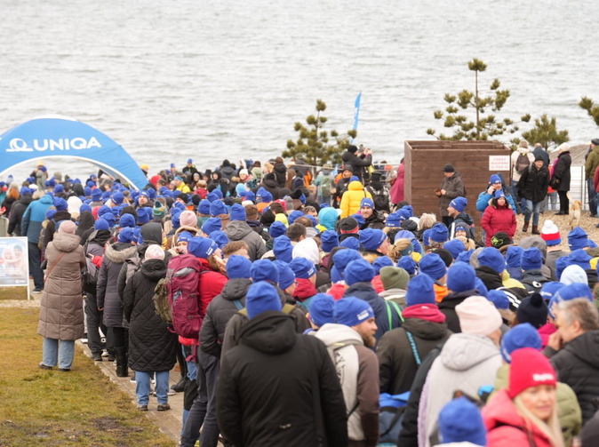 Dnes padol na Mosteckom jazere svetový rekord v otužovaní s podporu UNIQA!  